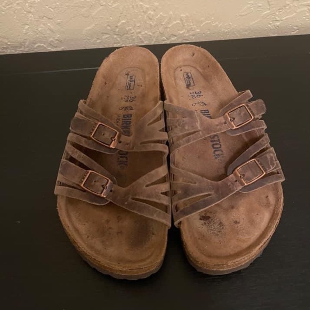 Birkenstock sandals VGUC…worn maybe 6 times.